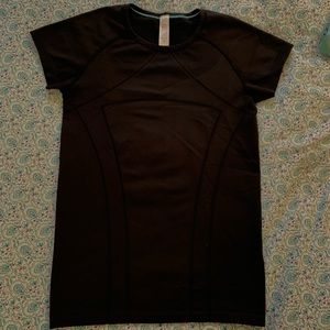 IVVIVA black shirt Sz. 14 (girls)